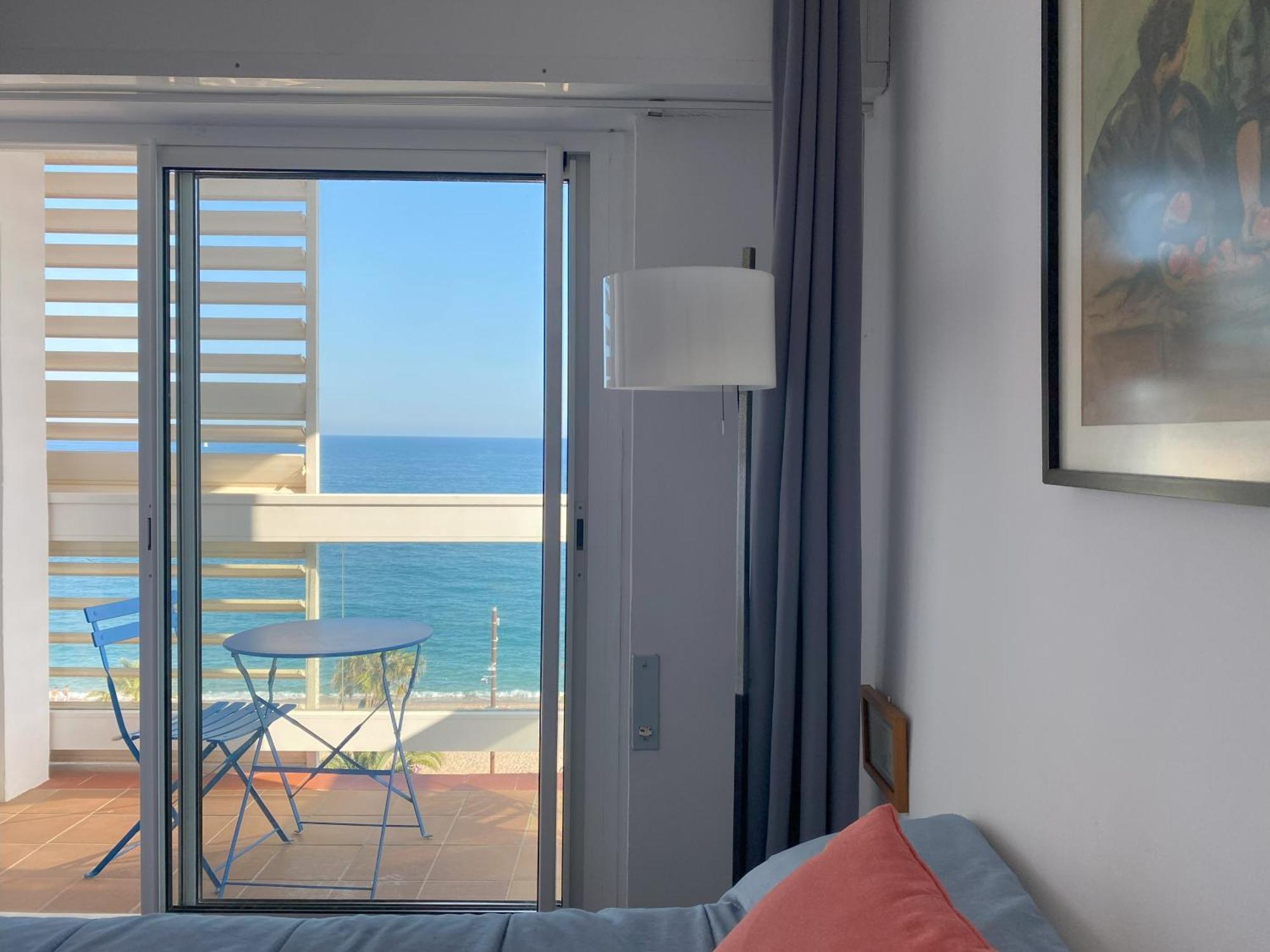 Mediterranean In Next To The Sea Apartment *